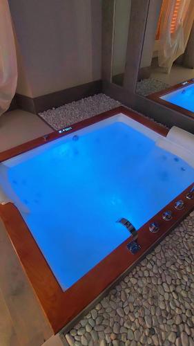 HYDROSUITE, Genua