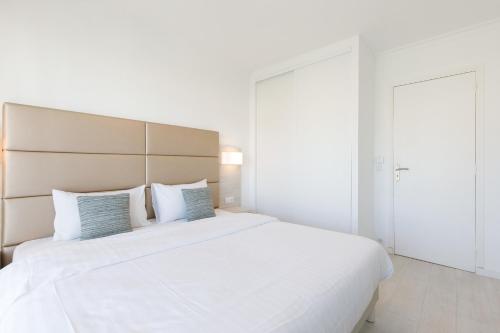 On La Croisette deluxe 2 bedrooms 2 baths - image 4