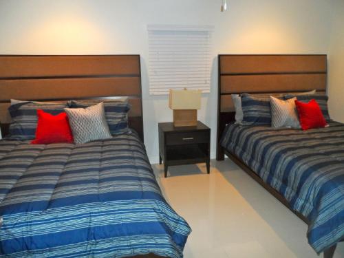 Villas at Bahia Mar - image 2