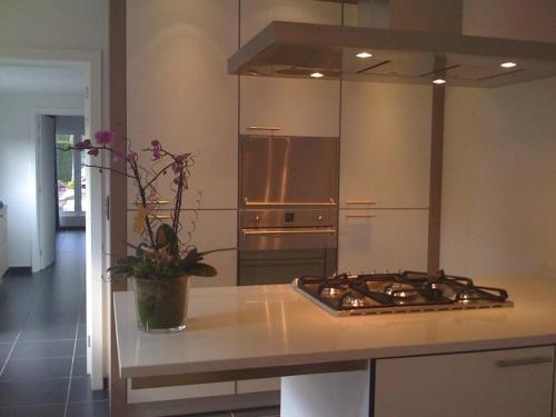 virtuve, Holiday Home and Office Domisi'l in Moerbeke-Waas