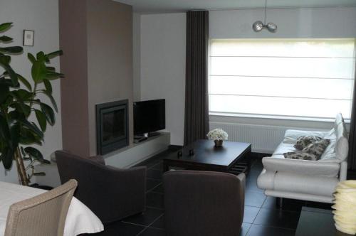 Holiday Home and Office Domisi'l in Moerbeke-Waas