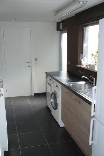virtuve, Holiday Home and Office Domisi'l in Moerbeke-Waas