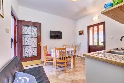 virtuve, Eco Secluded apartments Zabodarski in cunski
