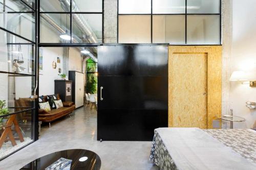 MonKeys Apartments Luxury MetaLoft