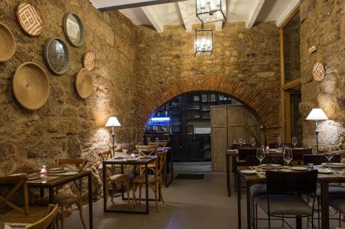 餐廳, EL DUENDE DEL CHAFARIL in 巴爾貝爾德德爾夫雷斯諾