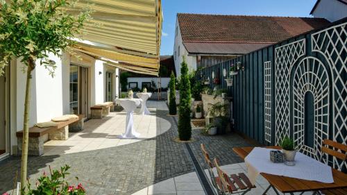 加斯特豪夫拉彻尔酒店 加斯特豪夫拉彻尔酒店