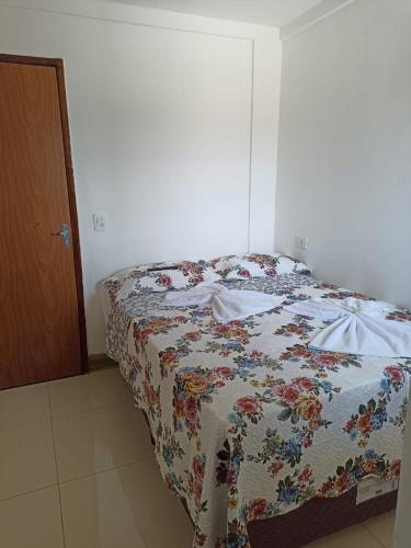 Small Double Room image 3