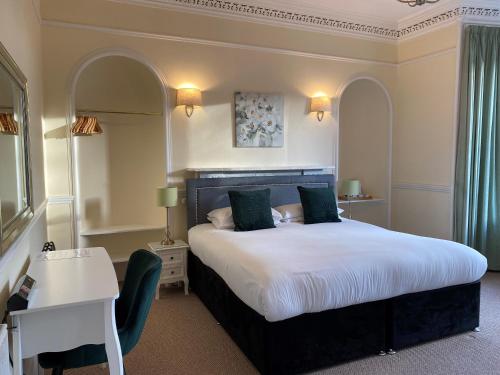 Ardross Glencairn 4