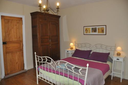 Gîte d'étape Le Couvent d'Ossau Room Type - Deluxe Double Room with Shower