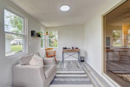 Peaceful Lady Lake Home with Screened-In Porch! in Lady Lake, USA