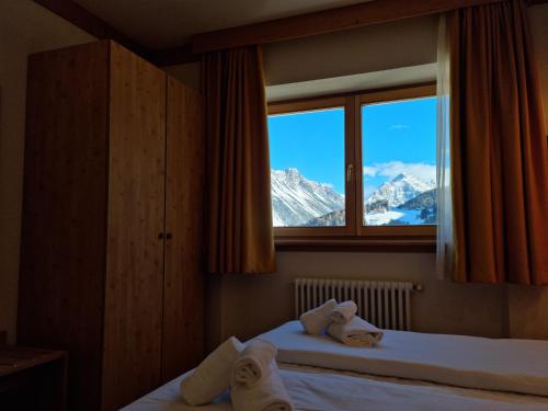 Double Room with Mountain View