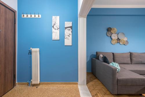 One-Bedroom Apartment image 8