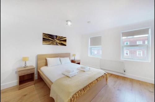 Picture of Modern Split Level 1 Bedroom Flat In Aldgate