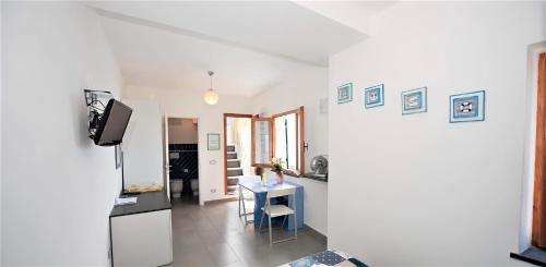 Double room "Dora" - La Scogliera 2