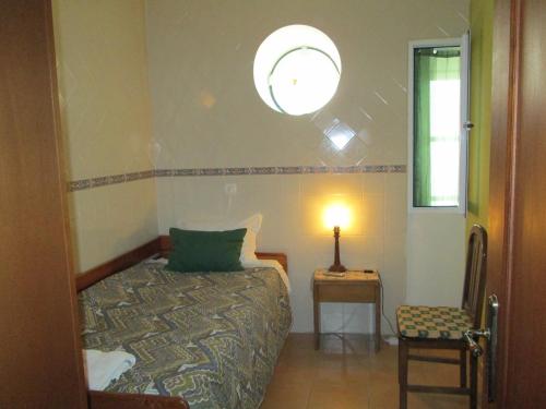 Budget Single Room image 4