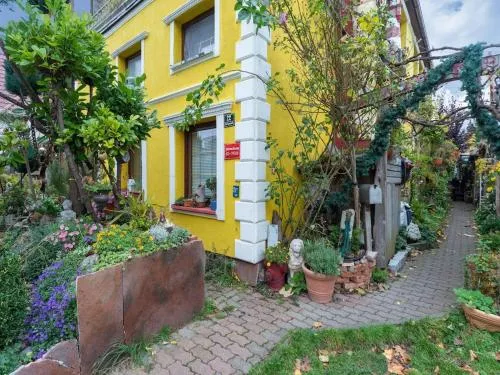 Charmante Ferienwohnung in Wismar mit Garten in Wismar, Deutschland