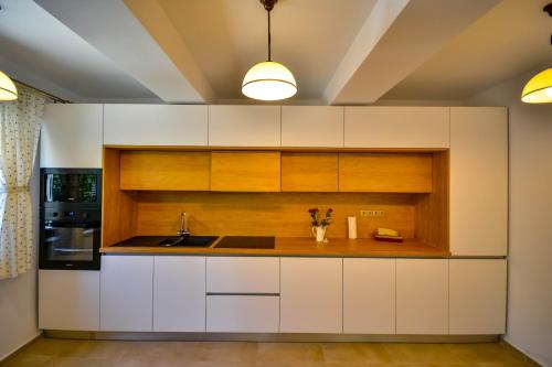 Casa Mora in เดวา