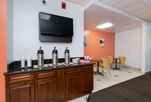 Restaurant, Motel 6 Seaford, DE in Seaford (DE)