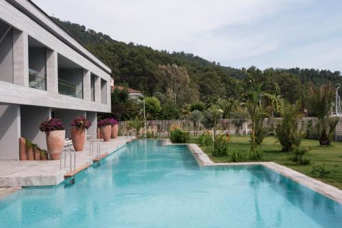 D-Resort Gocek Special Category Stop at D-Resort Gocek Special Category to discover the wonders of Gocek. The property offers a high standard of service and amenities to suit the individual needs of all travelers. To be found at the
