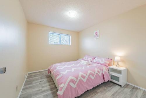 MT Pleasant NW 2 bedrooms 500 4