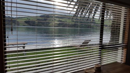 阿卡罗阿海滨汽车旅馆