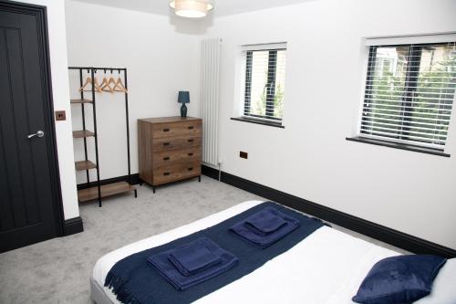 Little Elm - luxury home from home, free parking, 30-40 mins walk from Bath city centre, Bath (photo 3)