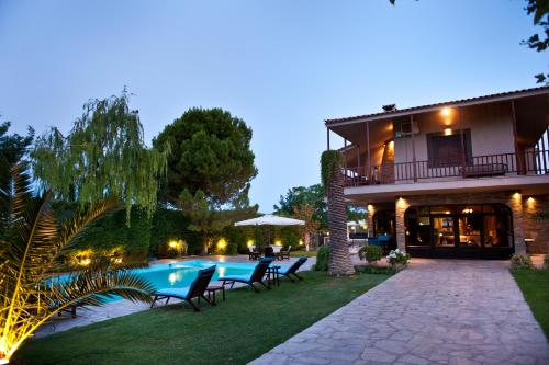 Villa Bona: A secluded villa less than 50 min. from Athens Intl. Airport in 플라카 딜레시