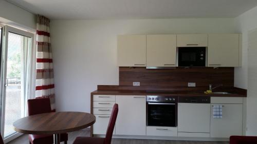 One-Bedroom Apartment (2-4 Adults) 