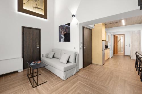 ATHENIAN VIEW LOFT - image 4