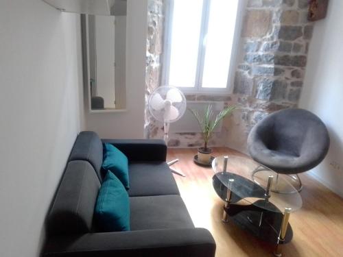 Appartement confortable et calme - Apartment - Villeneuve-de-Berg