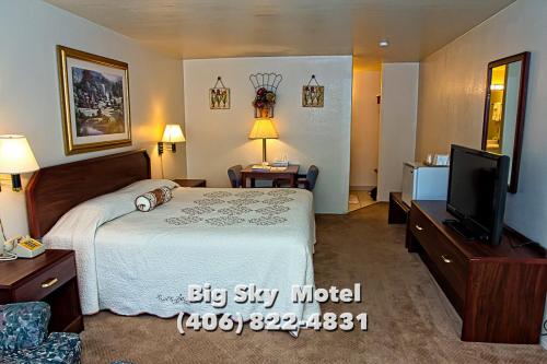 Big Sky Motel In Mt