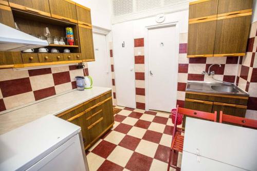 keleti apartment city center big flat bedroom private use