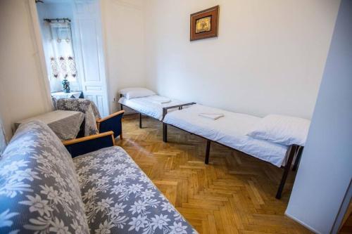 keleti apartment city center big flat bedroom private use