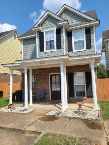 Cozy House near Ole Miss & M-Trade! - Oxford