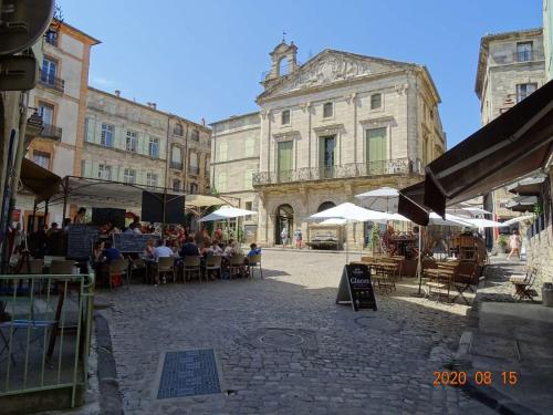周邊環境, Proche Pézénas, très bel appartement, commerces (Proche Pezenas, tres bel appartement, commerces) in 圖爾布