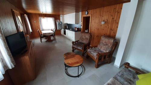 Haus Sandra, Fiesch (fotografie 2)