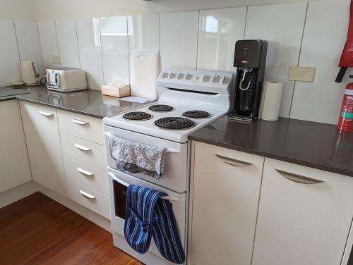 8 Sailor's Retreat in Marlo