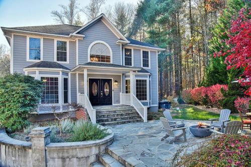 NEW! XL house 5 miles to downtown Asheville