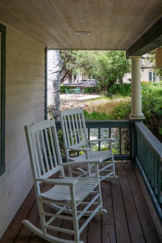 Apple Orchard Inn - image 4