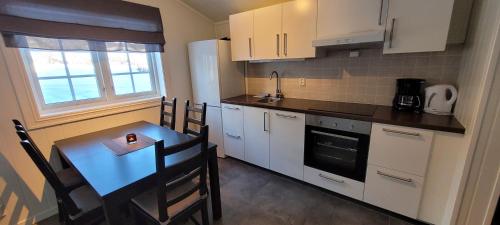 Øen Turistsenter Cottages Room Type - Two-Bedroom Cottage