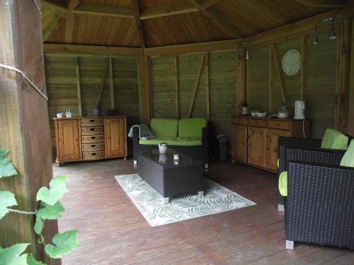 Kert, B&B Landgoed Sonneborghe in Kollumerland en Nieuwkruisland