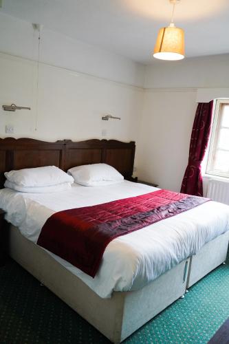 Fox & Hounds Hotel - image 10