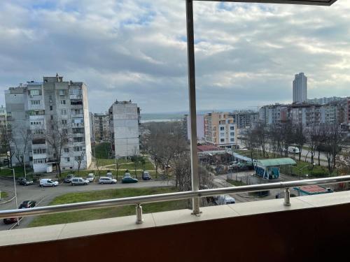 Ngoại cảnh khách sạn, DeTY's Apartment in Burgas