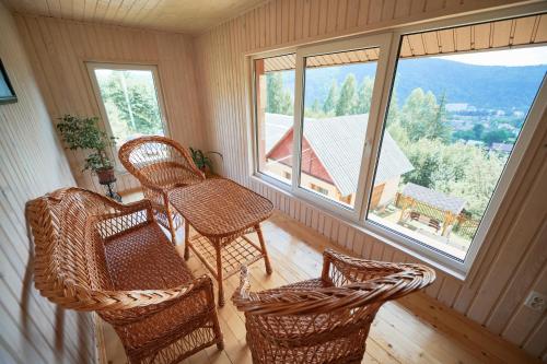 Double Room with Extra Bed image 3