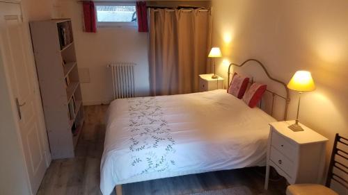 Grande suite parentale au calme, proche Paris et Versailles BnB Viroflay