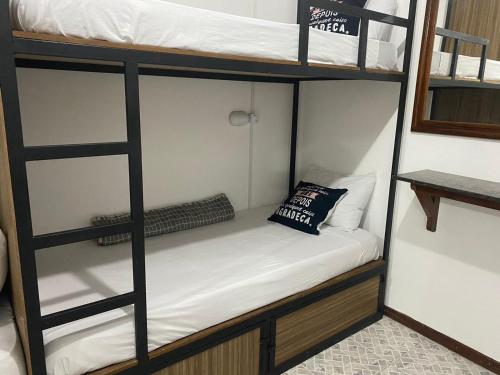 1 bunk bed