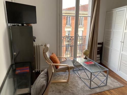 Grande chambre privative à 20 minutes de Paris