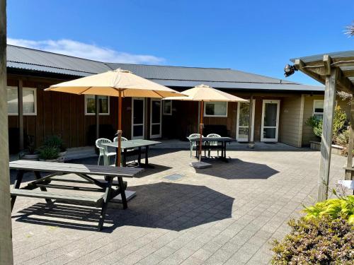 ทัศนียภาพภายนอกโรงแรม, The Bay Motel in เกาะสเตวาร์ท