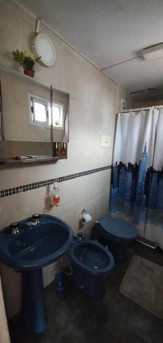 One-Bedroom Apartment image 9