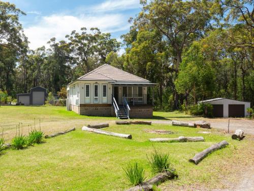 Secluded Cottage Surrounded by Eucalyptus Trees and Native Wildlife